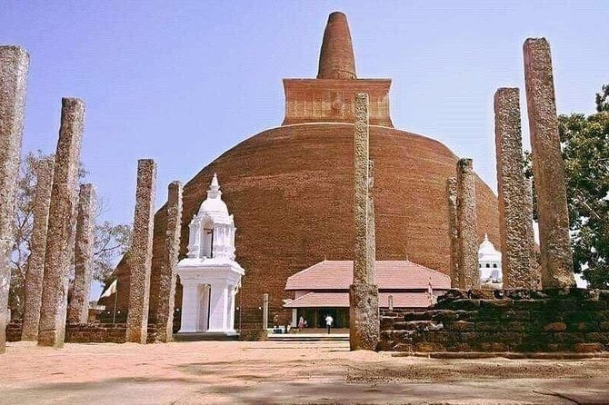 Sri Lanka tour itinerary . 6N/7D with driver, vehicle and H/B accommodations - Sigiriya’s Lion Rock: the one stop that makes the whole week feel real