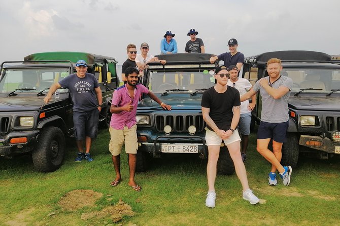 Sri Lanka Wild Life Uniqe Safari 26 - The jeep setup: adjustable front views and seat-belt comfort