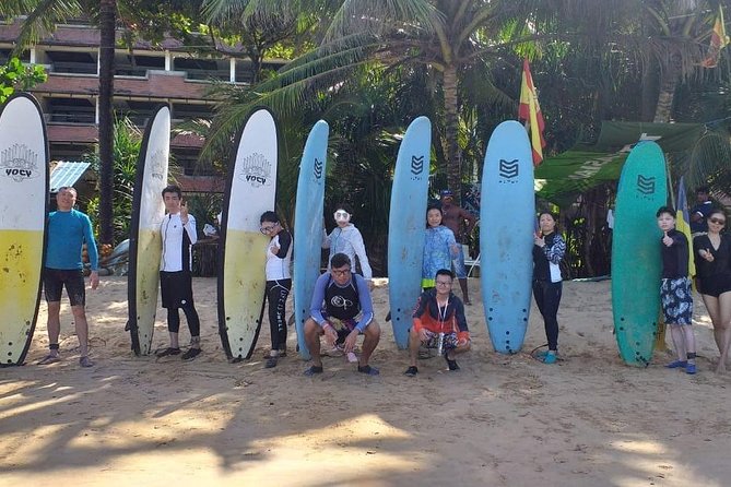 Surfing Lessons - Hikkaduwa surfing lessons: why this coast is a good match