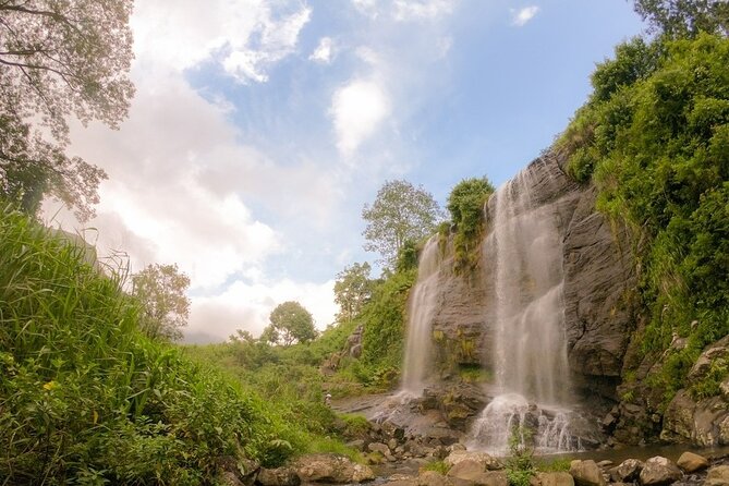 Tour to the Hidden Waterfalls around Kandy (Knuckles Range) - Hiking Wattegama to Bambarella: what the walk actually demands