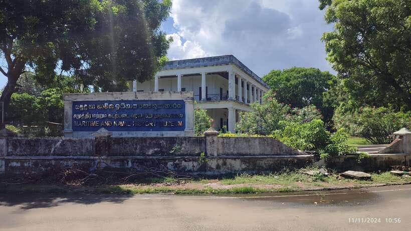 Trincomalee: City Tour with Koneswarm and Crocodile lake - Koneshewram Siva Temple to Gokkanna Buddhist Temple: faith you can see up close