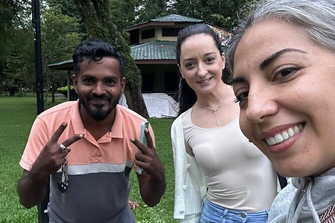 Tuk tuk colombo Sightseeing tour - Pickups, Timing, and a Smooth Start to Your Route
