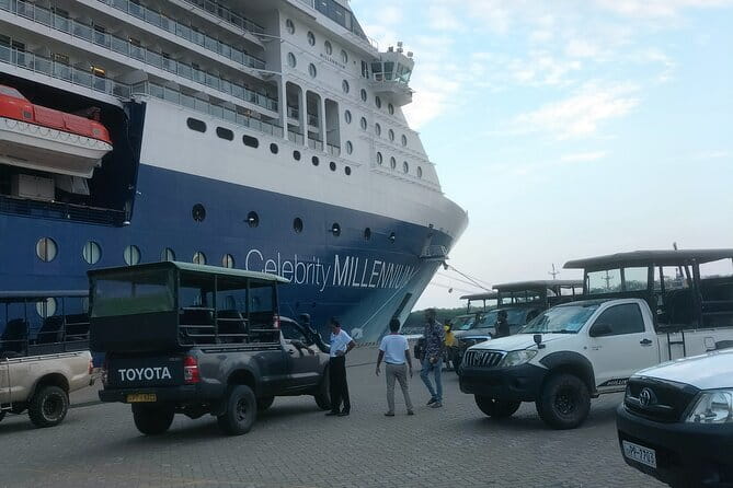 Yala National Park Tour From Hambantota Port - Driver skill is the difference between a truck ride and a great safari